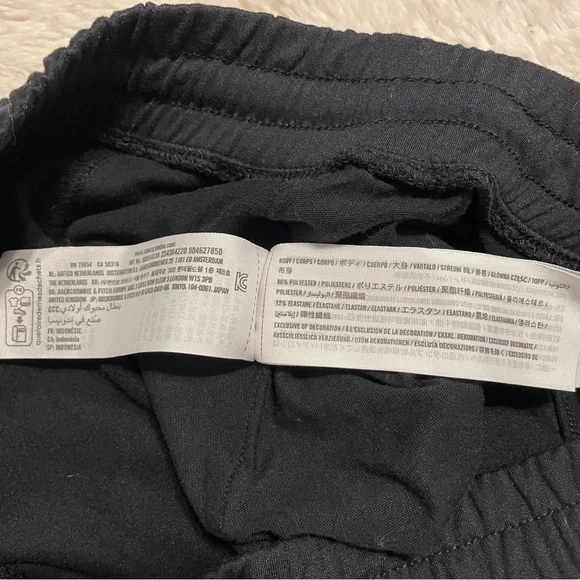 Ambercrombie Big Kids Black Taper Pants Size 13/14 - Picture 5 of 5